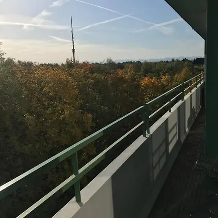 Cozy With View München